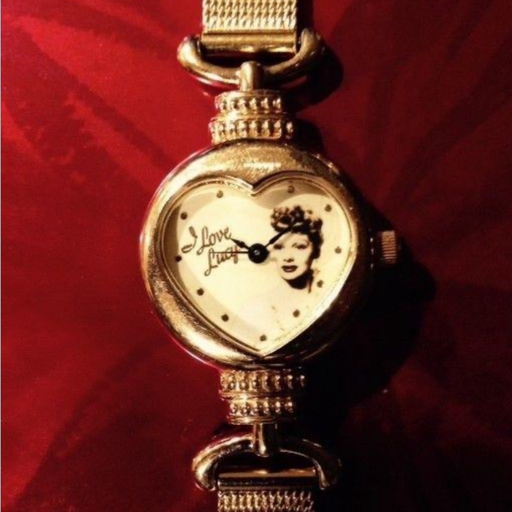 RARE VINTAGE I LOVE LUCY Relic Gold 9in Heart Watch